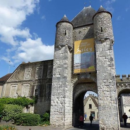 Studio De La Porte De Samois Moret-sur-Loing Exterior photo